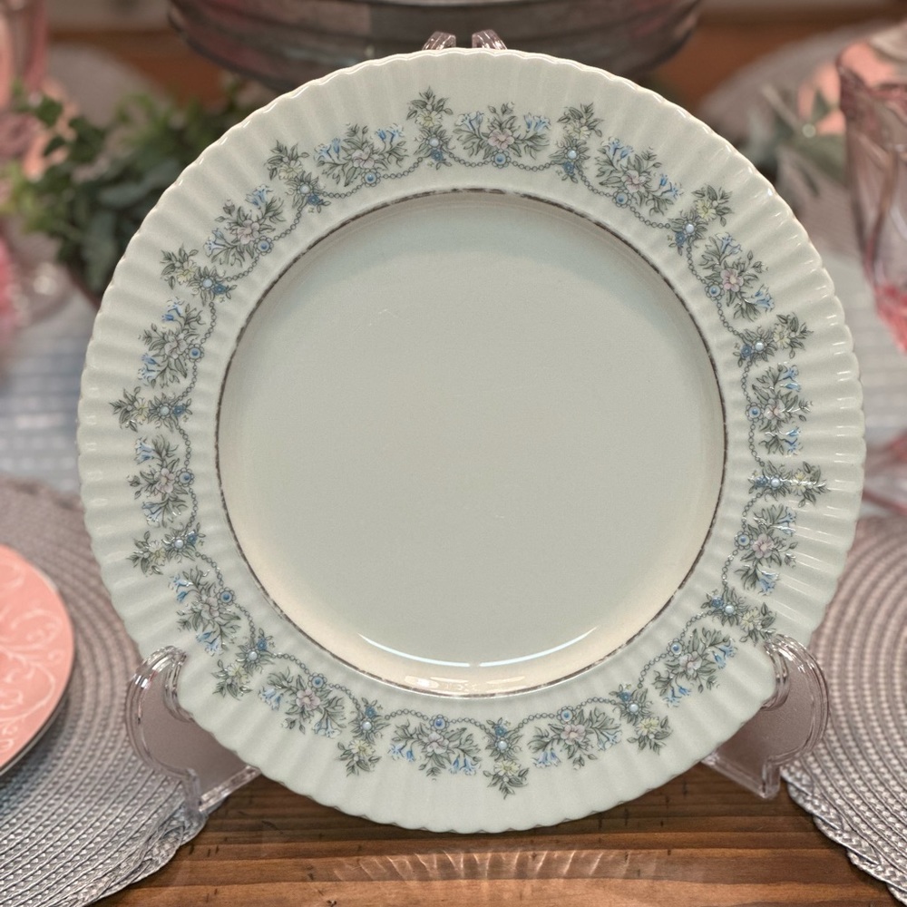 Lenox Beacon Hill Dinner Plate Vintage 1983-87 vintage